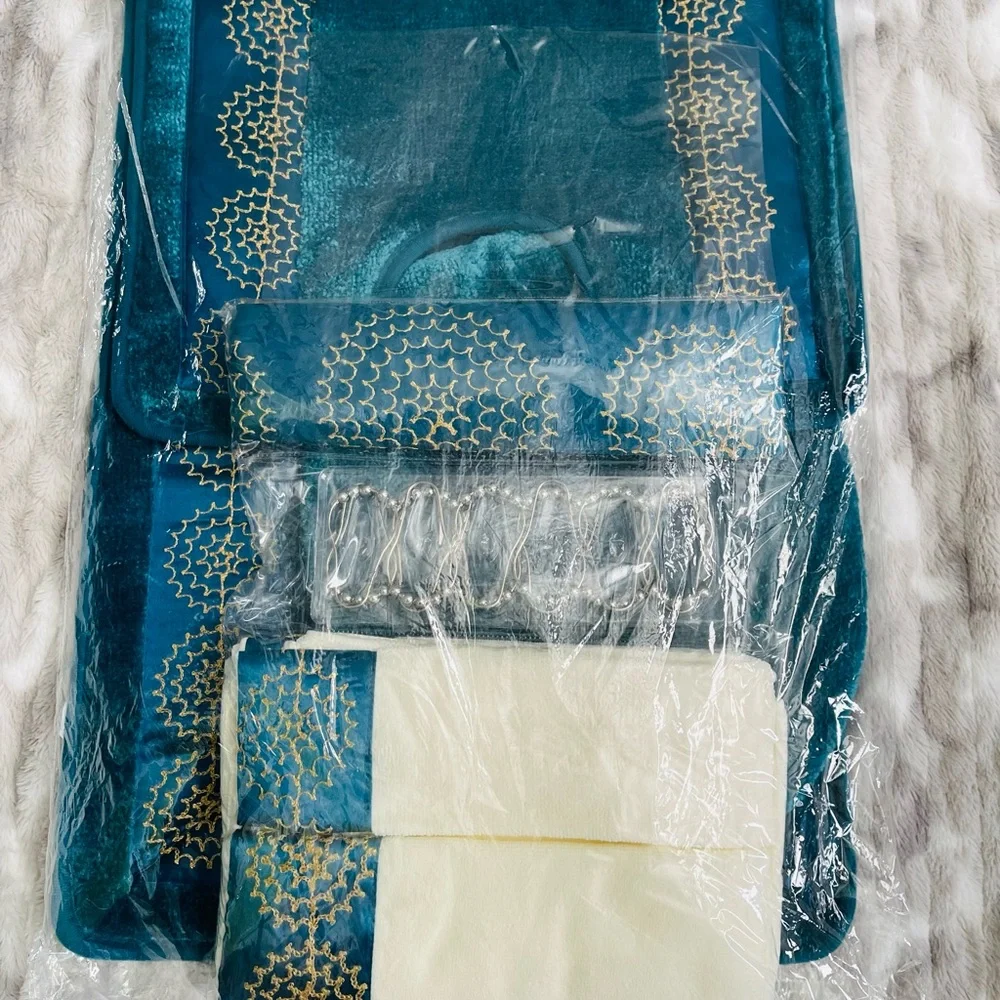 Luxurious Teal and Gold 19-Piece Bath Set